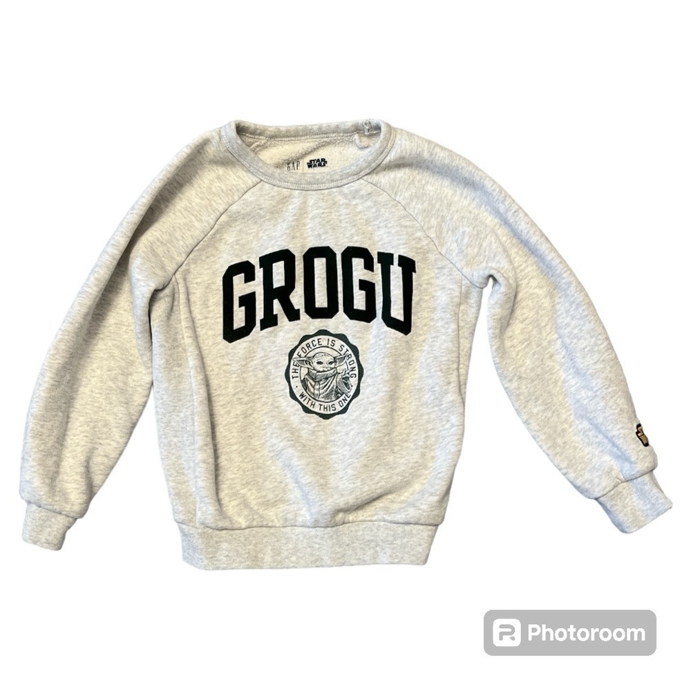 GAP Grogu light grey university style sweatshirt size 4